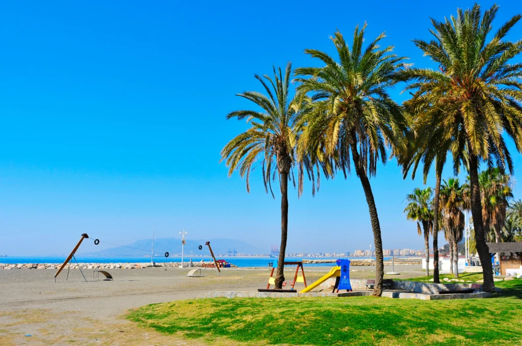 Playa del Palo, una de las mejores playas de Málaga